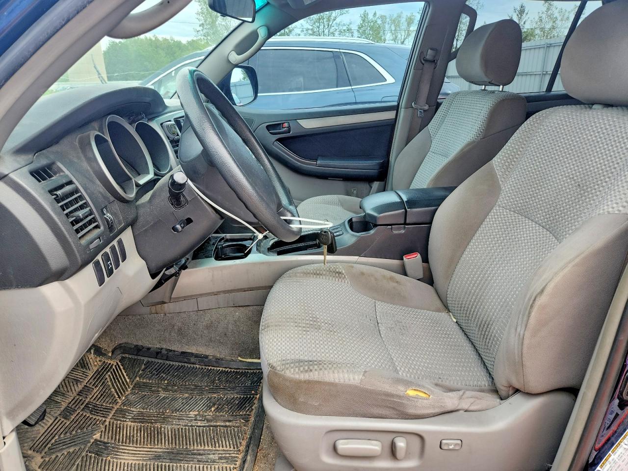 Toyota 4Runner Sr5