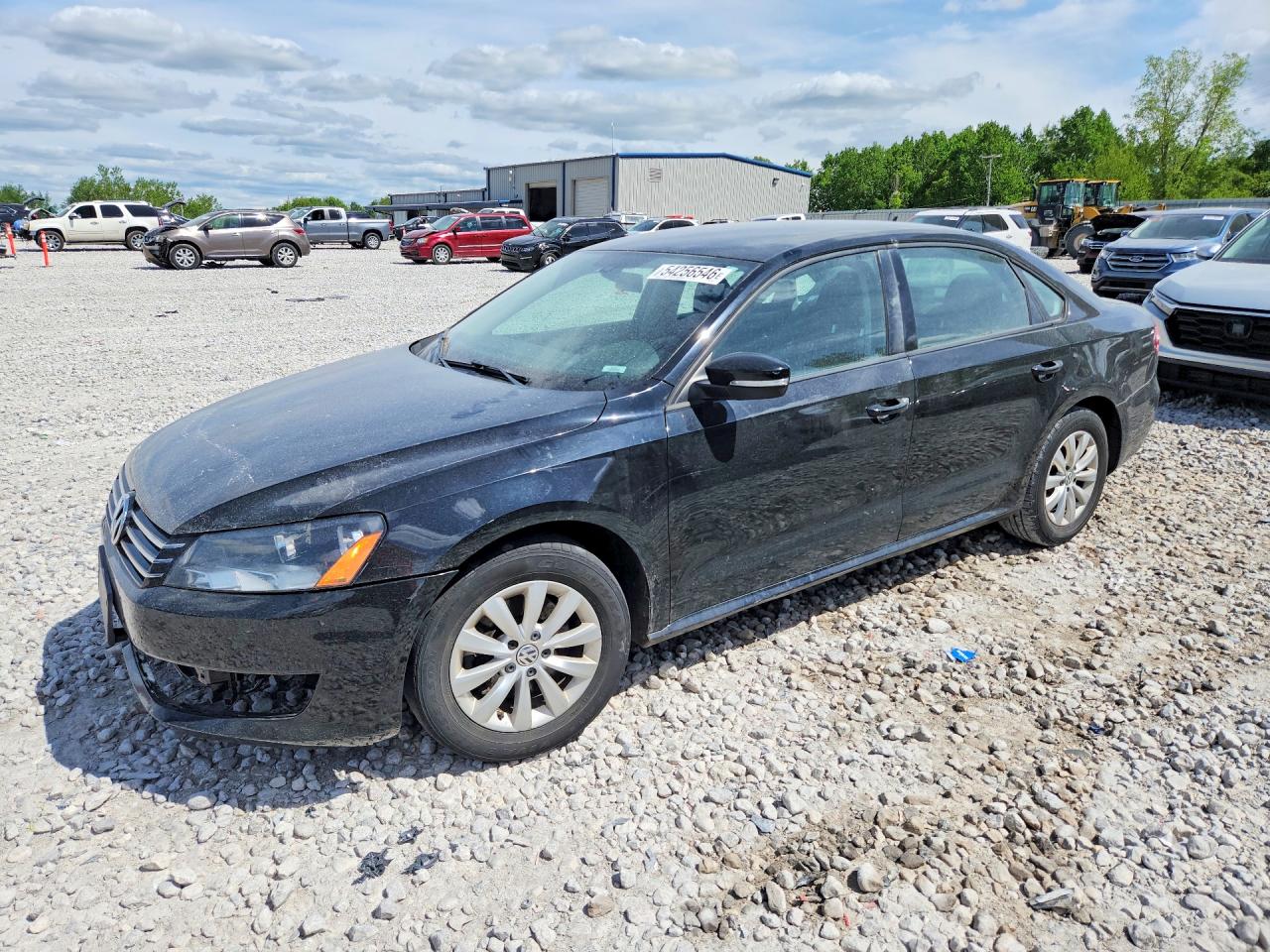Salvage Volkswagen Passat Image