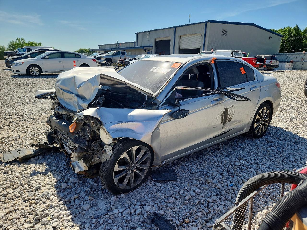 Salvage Honda Accord Image