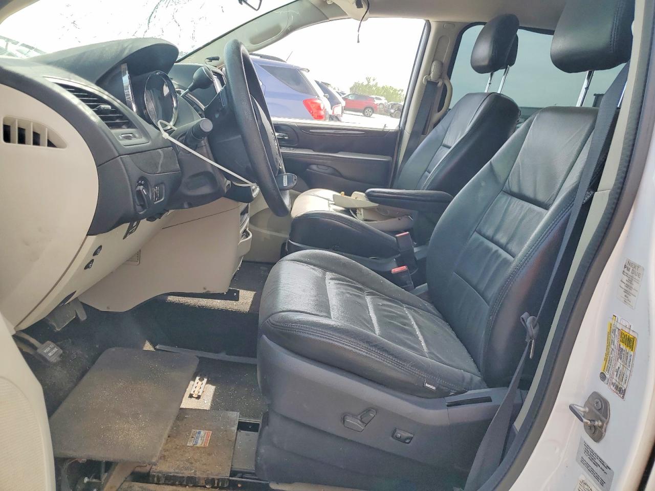 Dodge Caravan Sxt