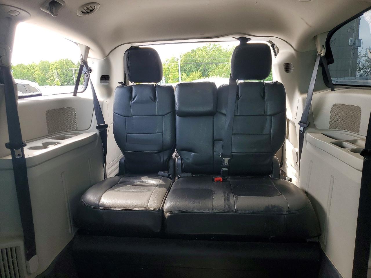 Dodge Caravan Sxt