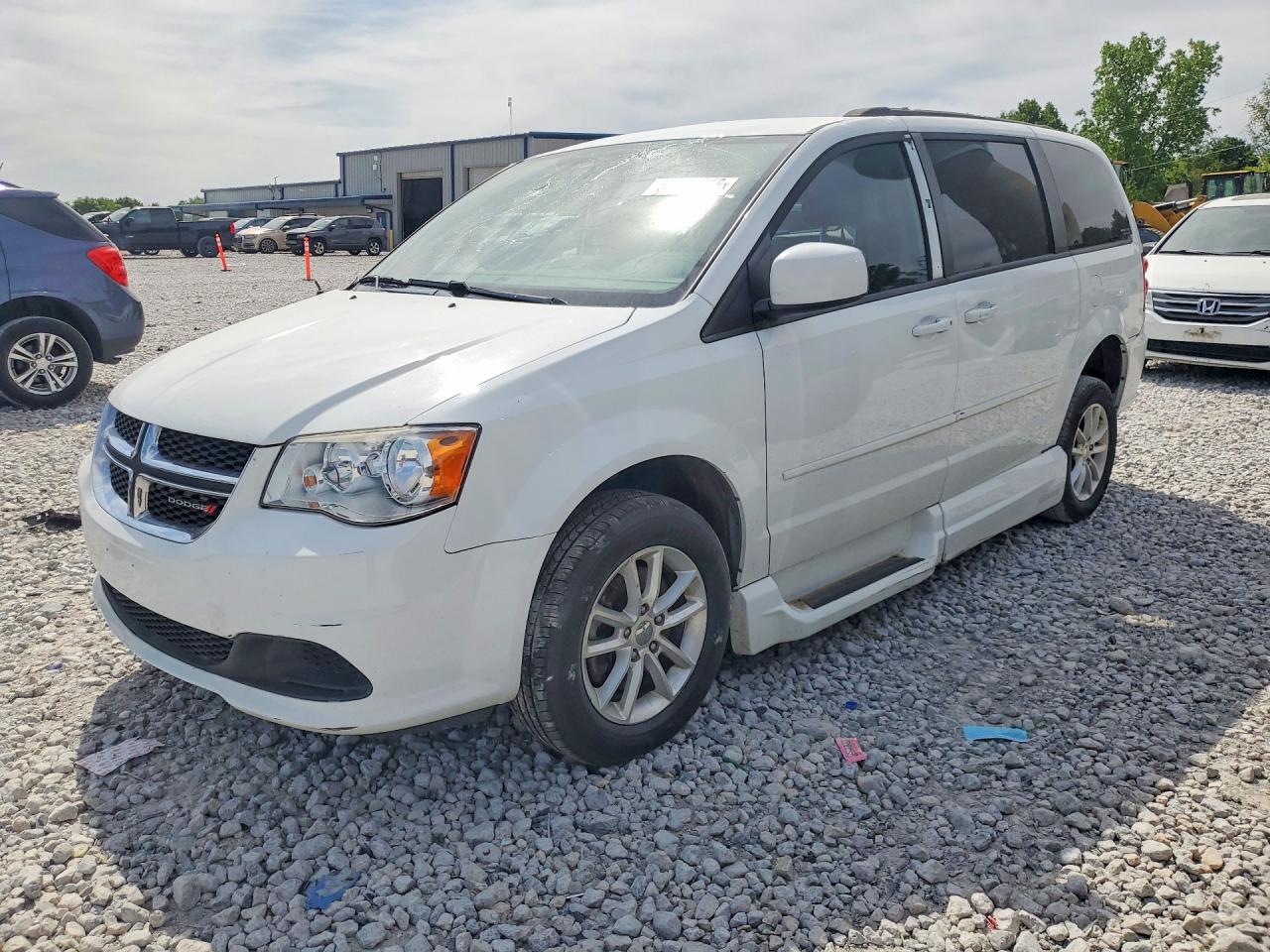 Dodge Caravan Sxt