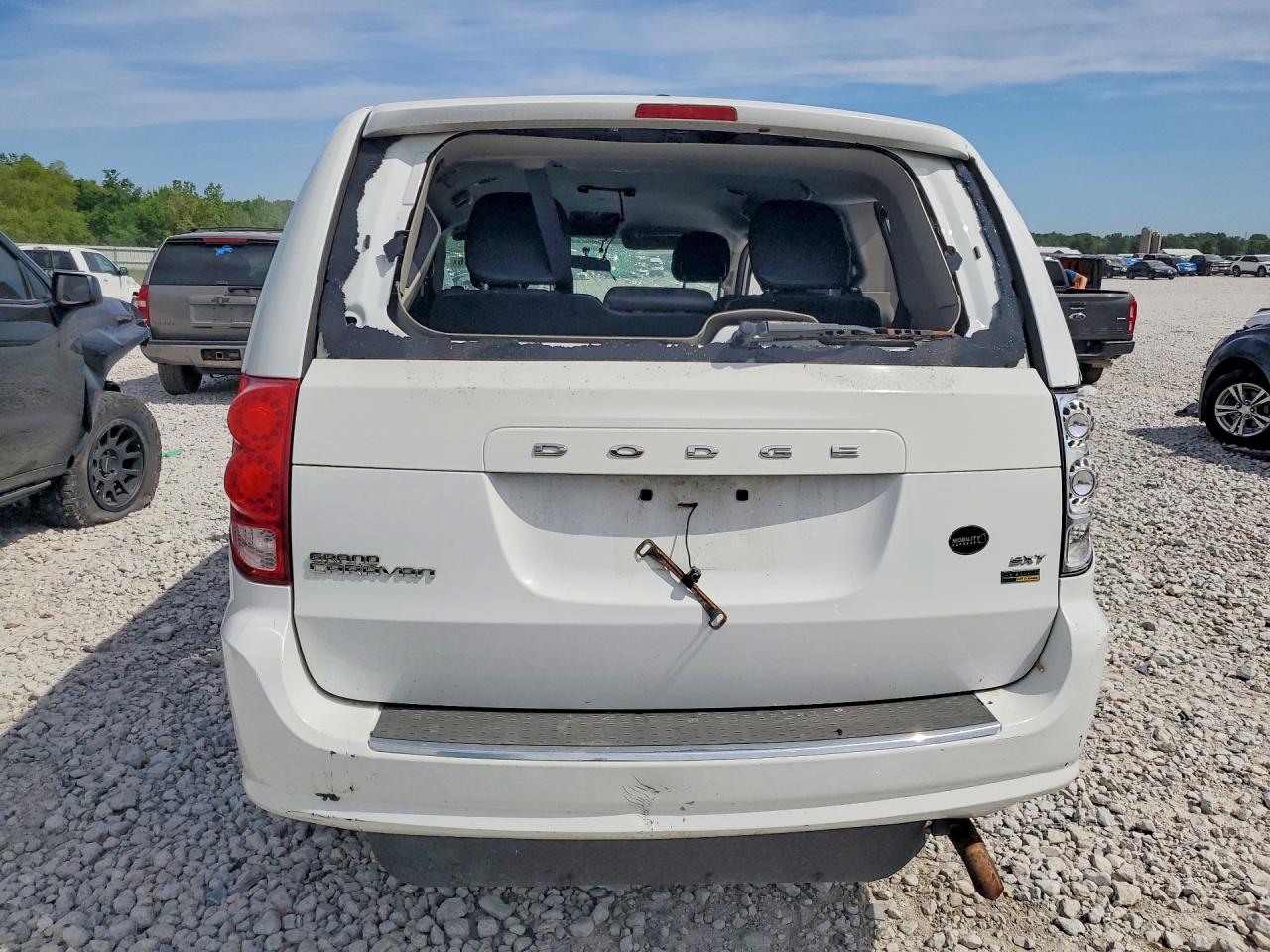 Dodge Caravan Sxt