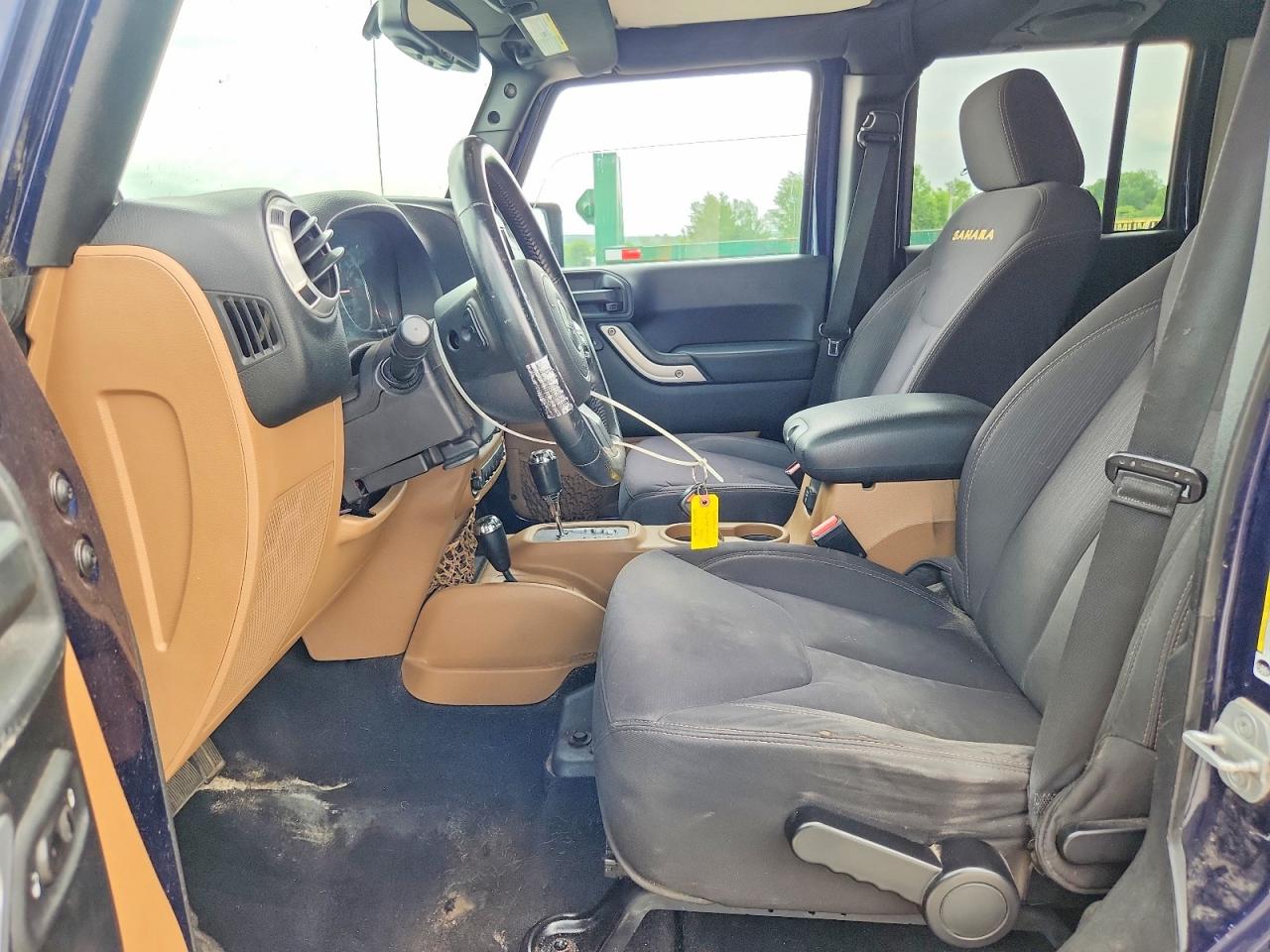 Jeep Wrangler Sahara