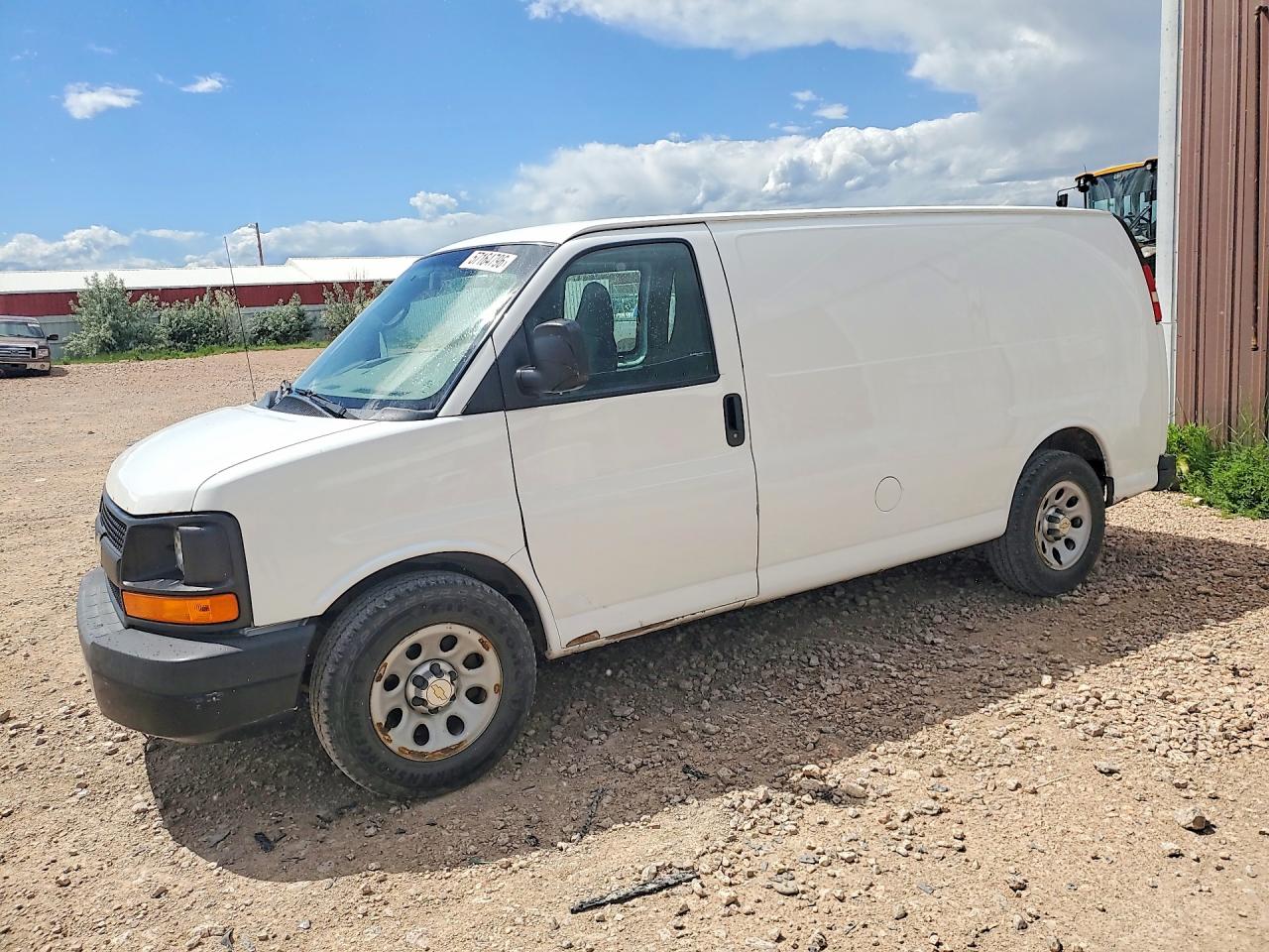 Salvage Chevrolet Express Image