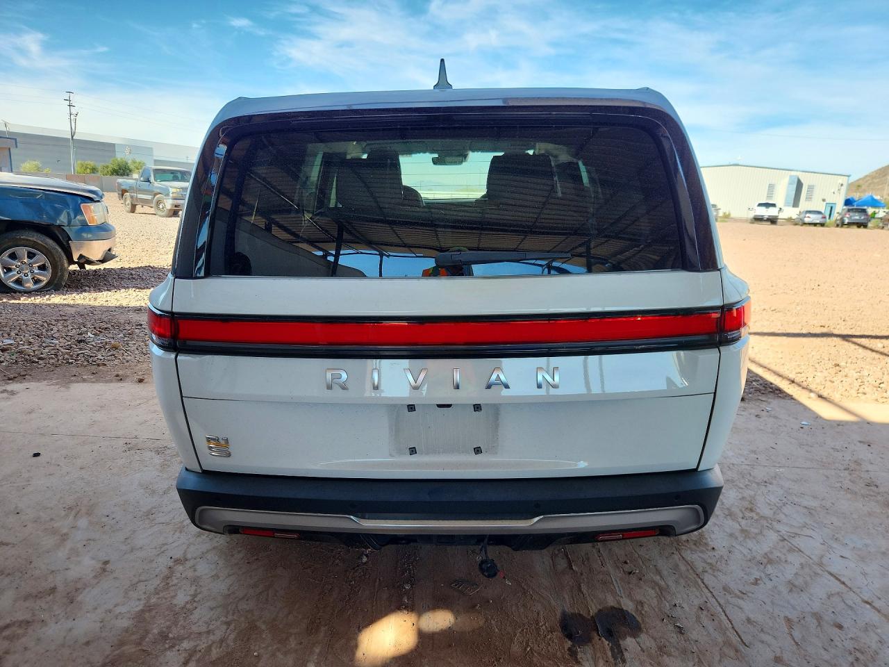 Rivian R1s Adventure