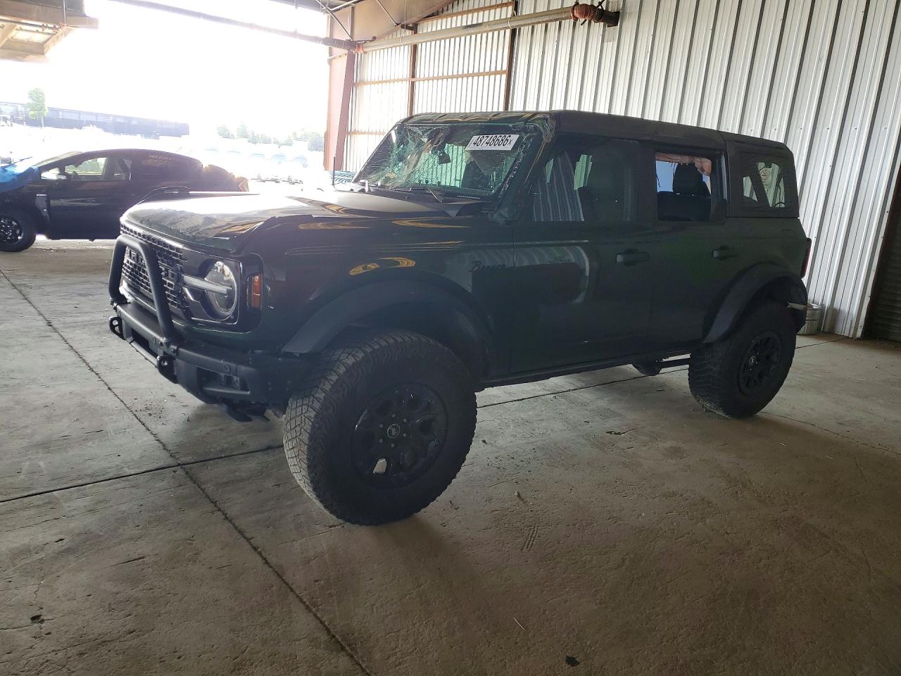 Salvage Ford Bronco Image