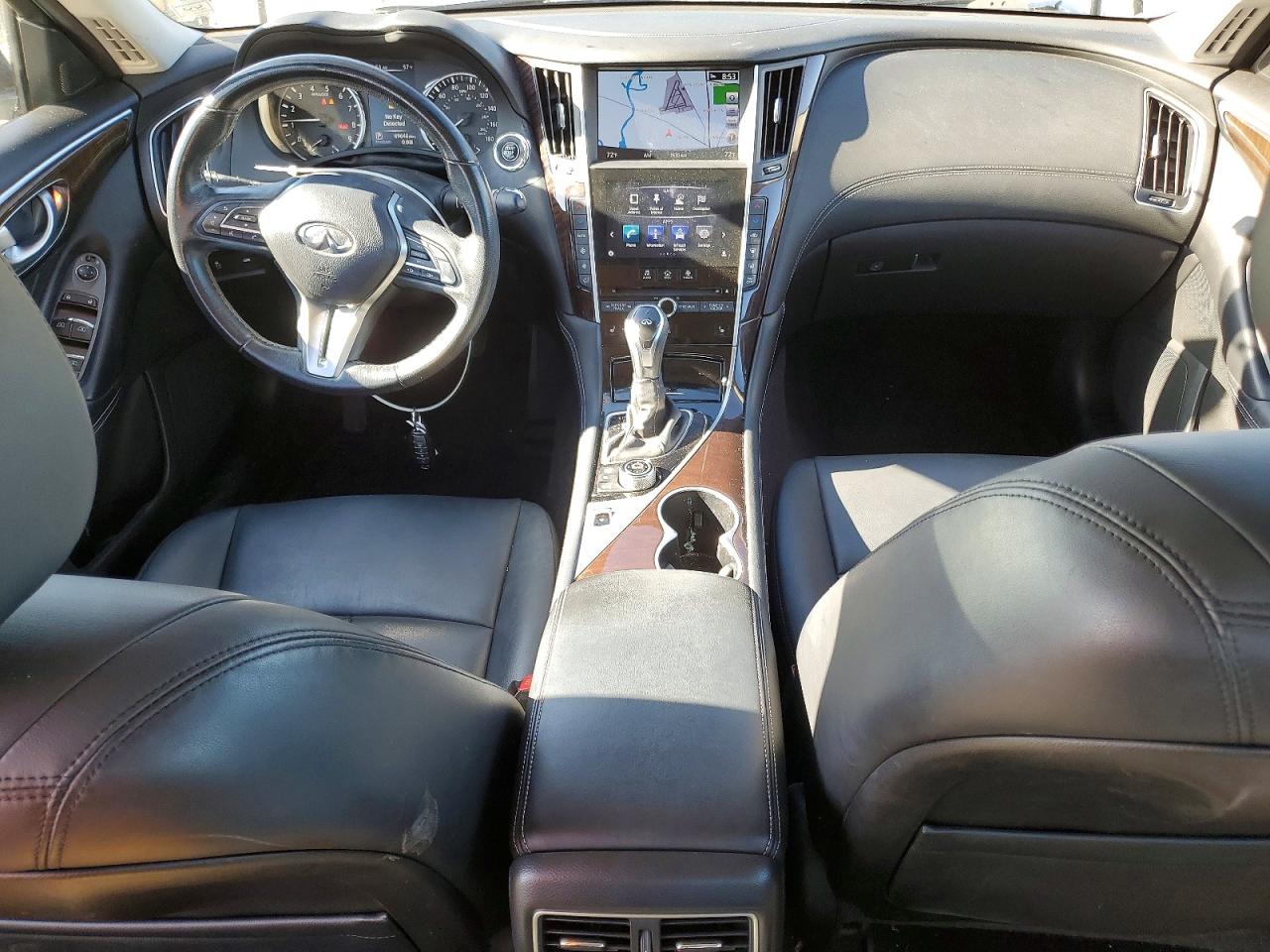 INFINITI Q50 3.0t Luxe