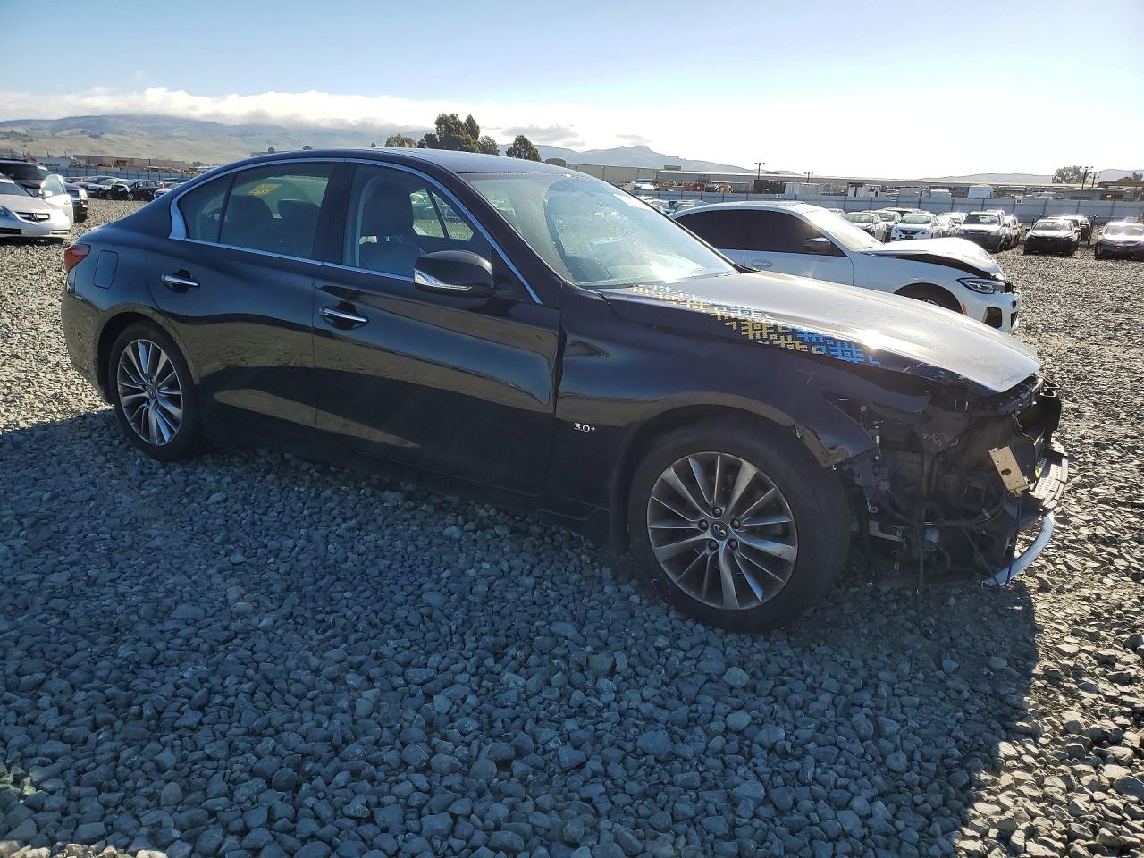 INFINITI Q50 3.0t Luxe