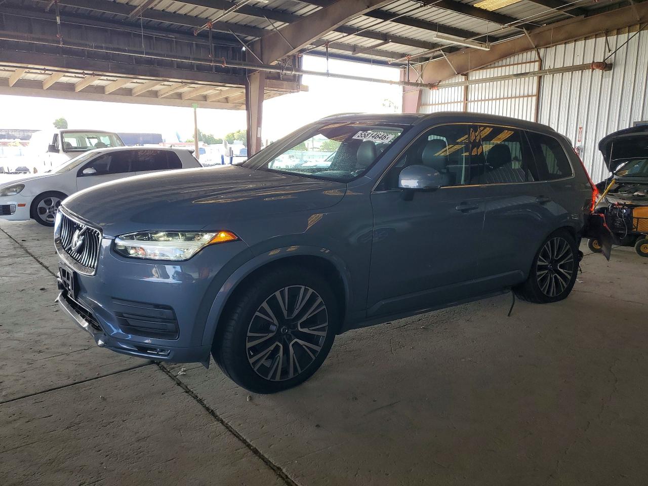 Salvage Volvo XC90 Image