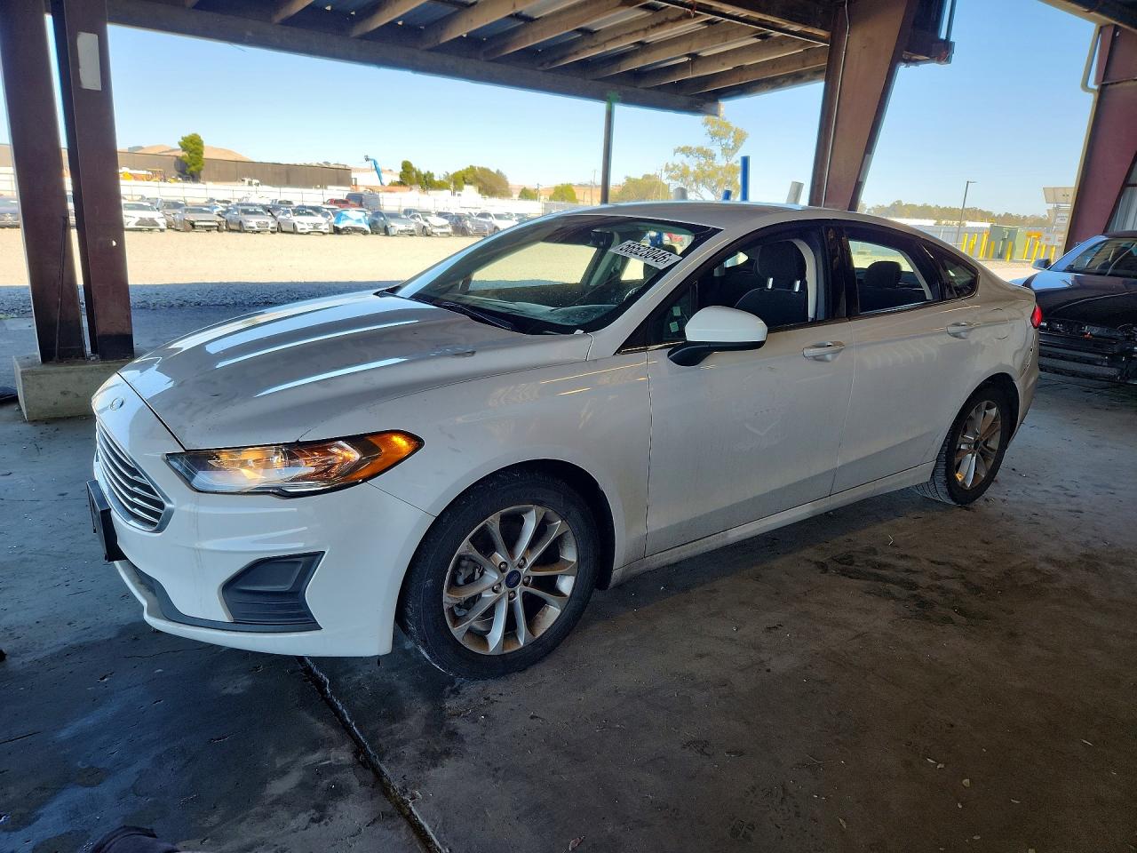 Salvage Ford Fusion Image