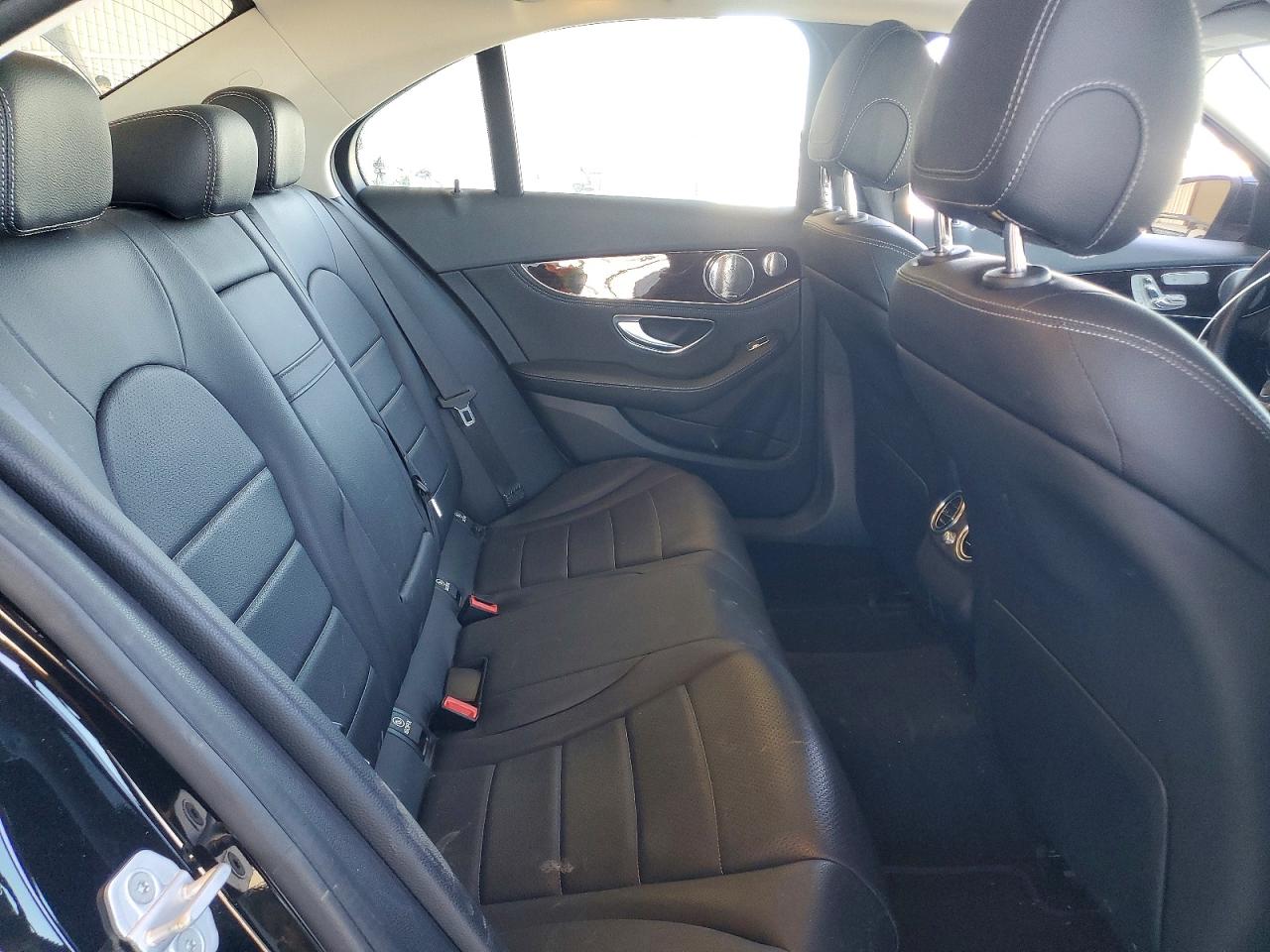 Mercedes-Benz C-Class 300
