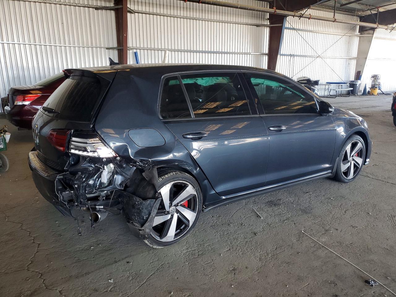 Volkswagen GTI S