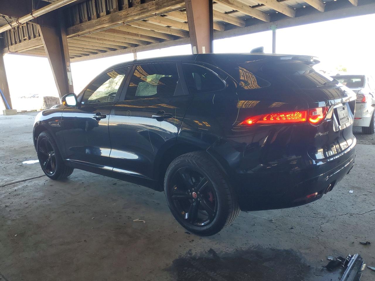 Jaguar F-PACE S