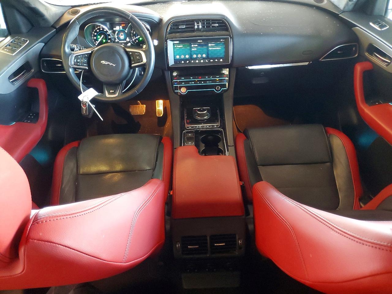 Jaguar F-PACE S