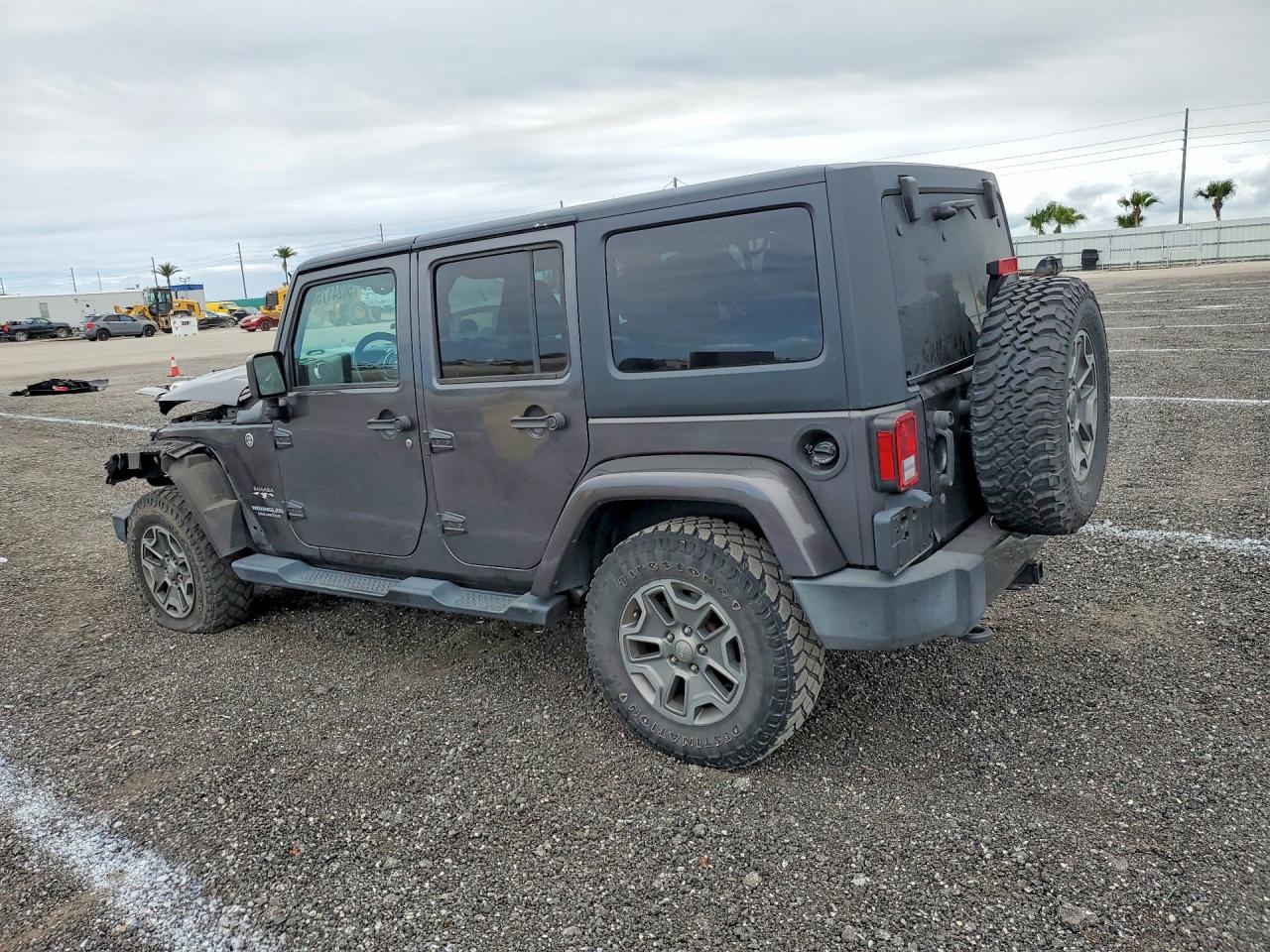 Jeep Wrangler Sahara