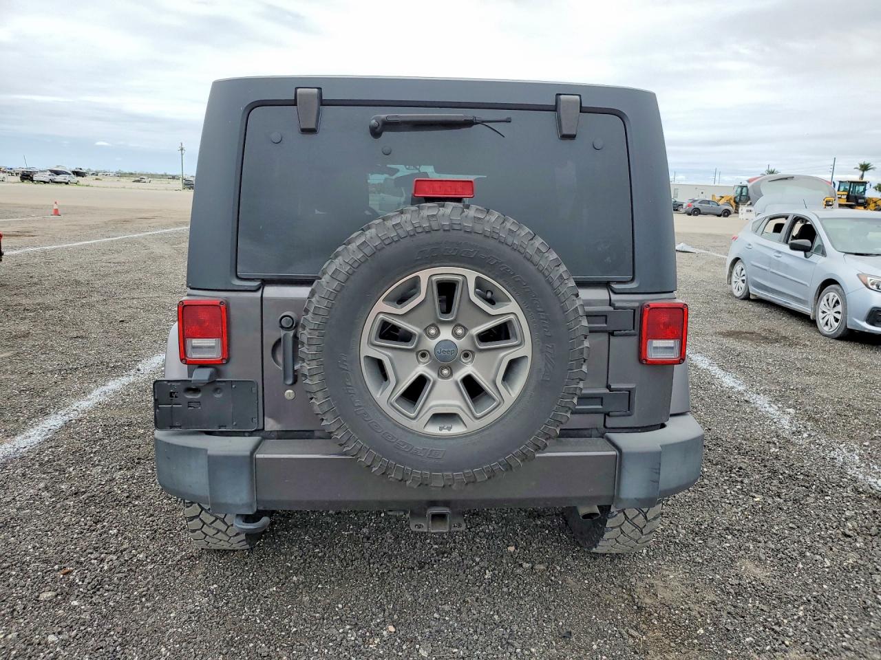 Jeep Wrangler Sahara