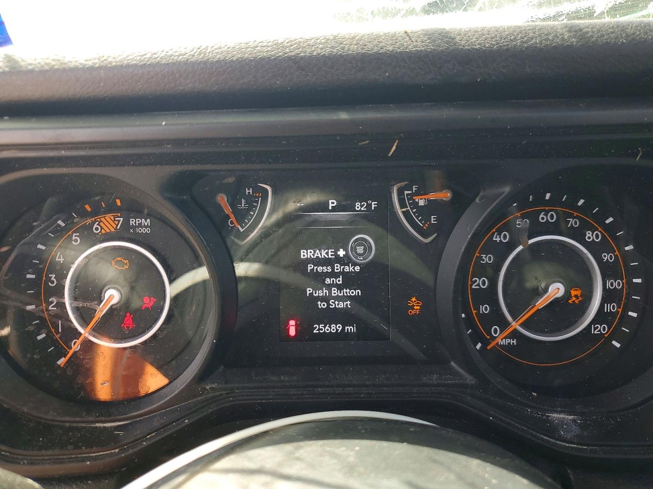 Jeep Wrangler Sport