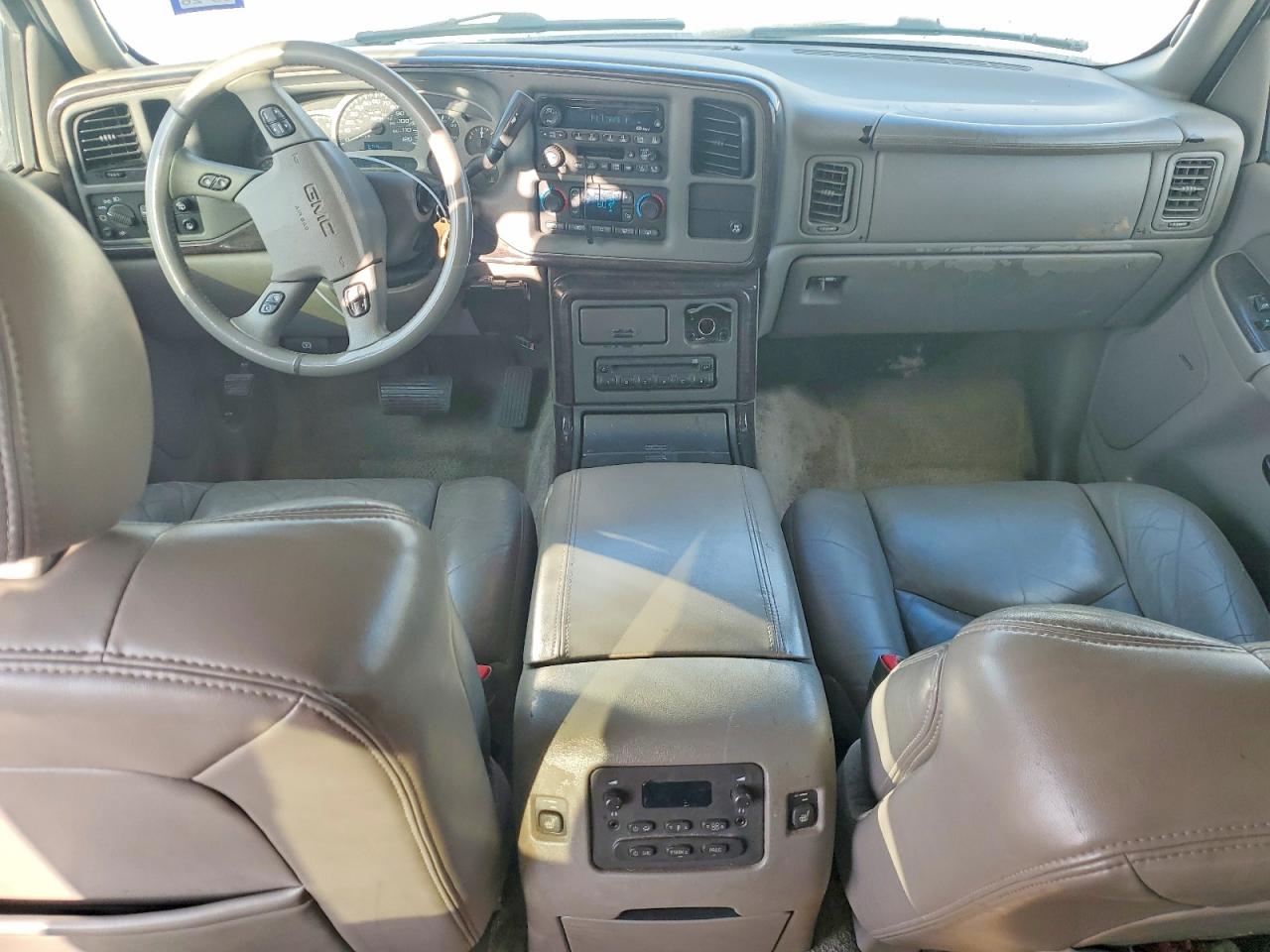 GMC Yukon Denali
