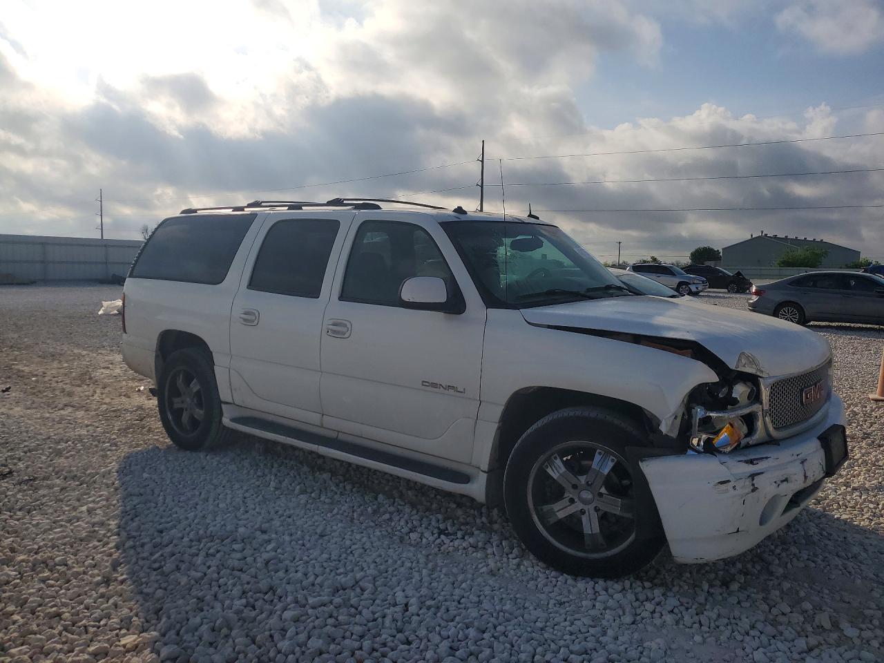 GMC Yukon Denali