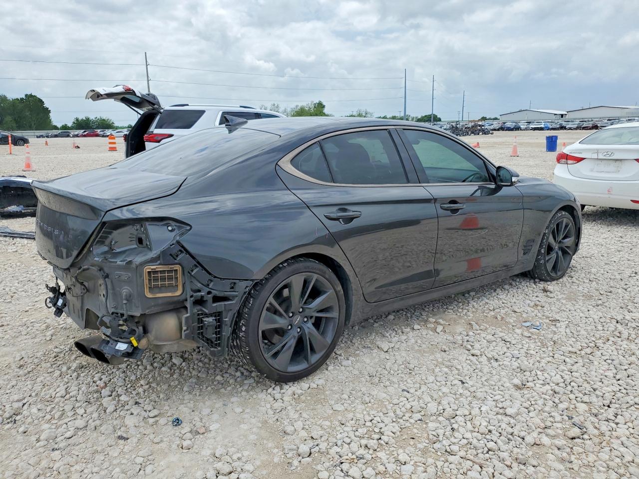 Genesis G70 2.0t