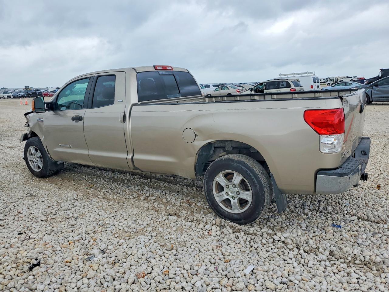 Toyota Tundra Double Cab Sr5