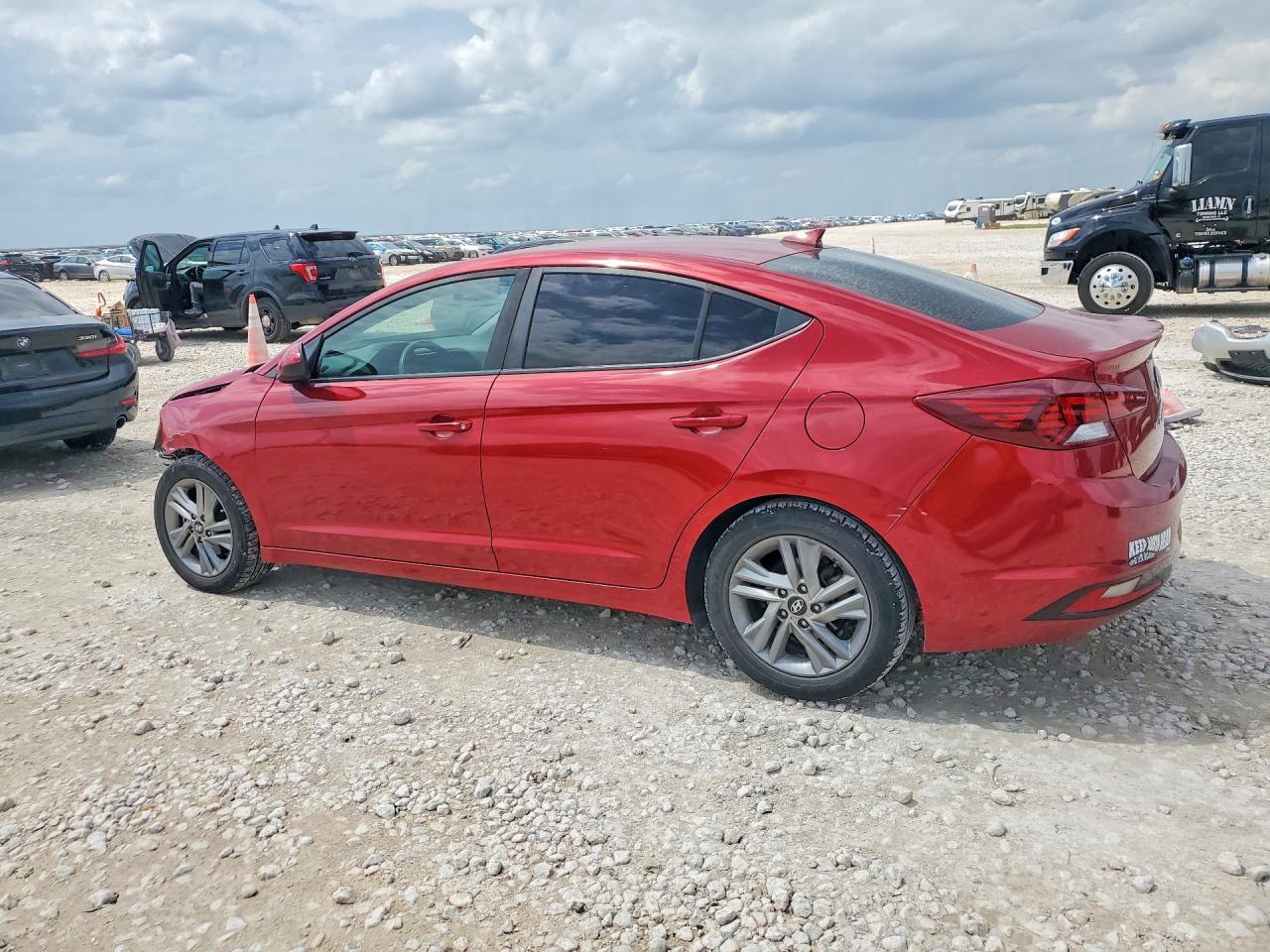 Hyundai ELANTRA Sel