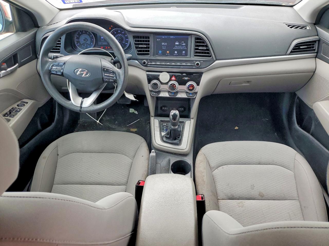 Hyundai ELANTRA Sel