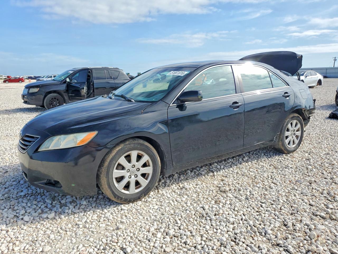 Salvage Toyota Camry Image