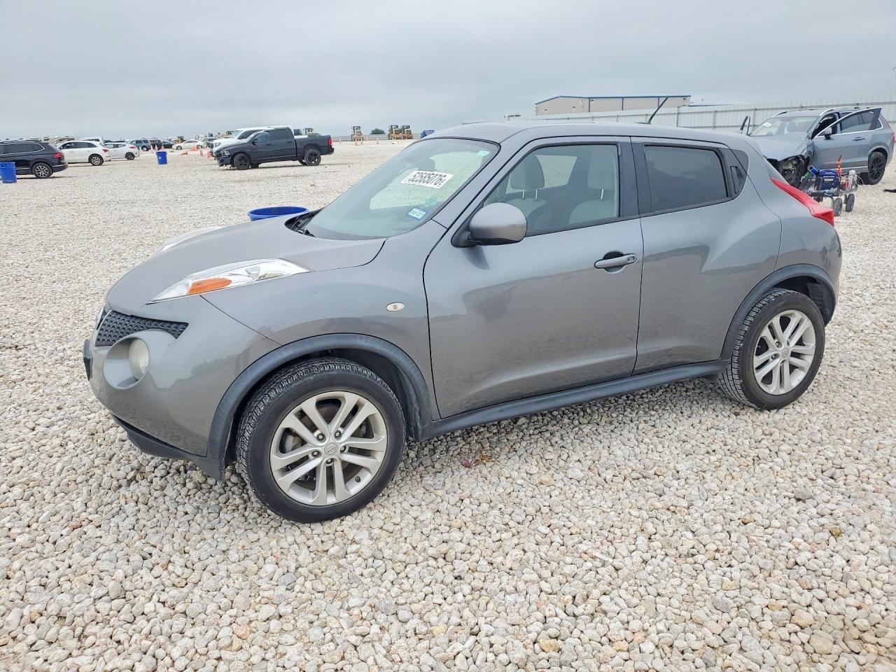 Salvage Nissan JUKE Image
