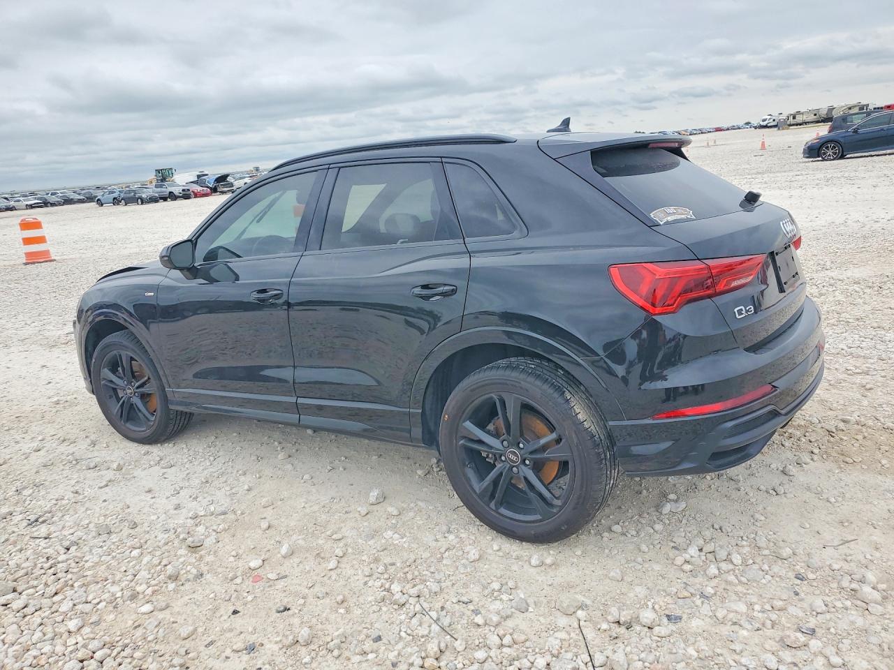 Audi Q3 Premium S Line 45