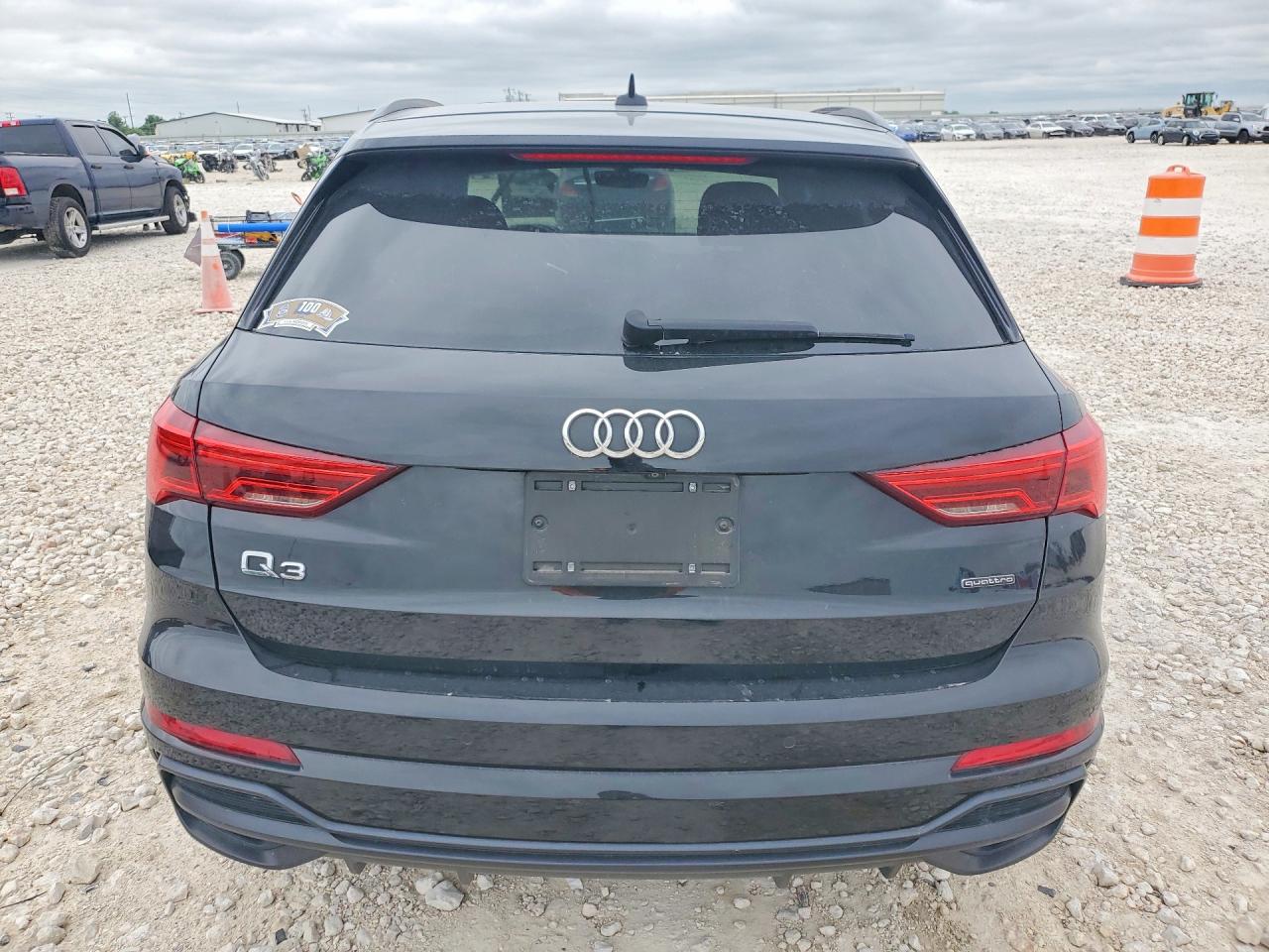 Audi Q3 Premium S Line 45