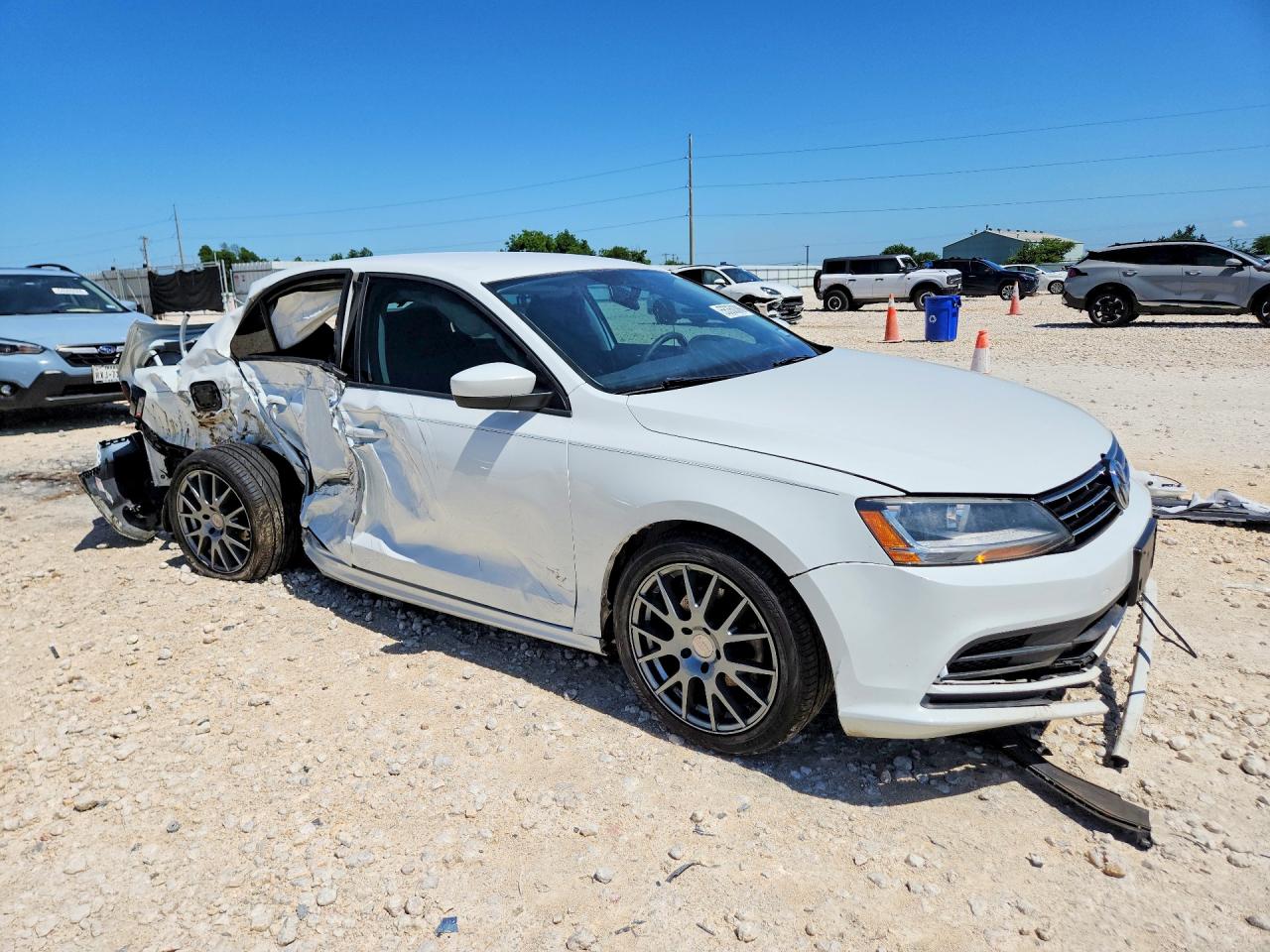 Volkswagen Jetta S