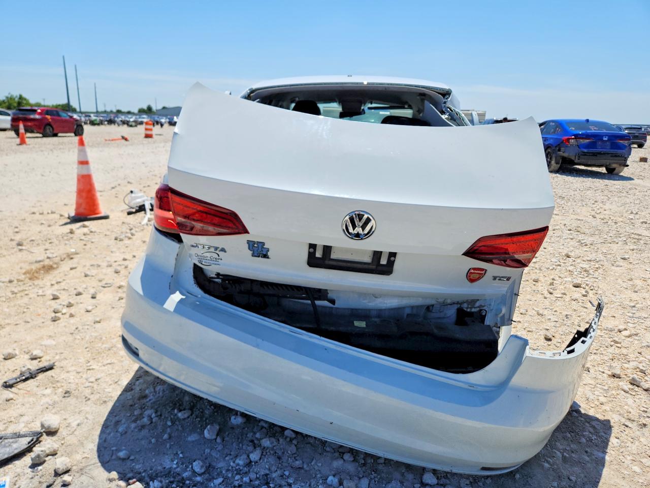 Volkswagen Jetta S