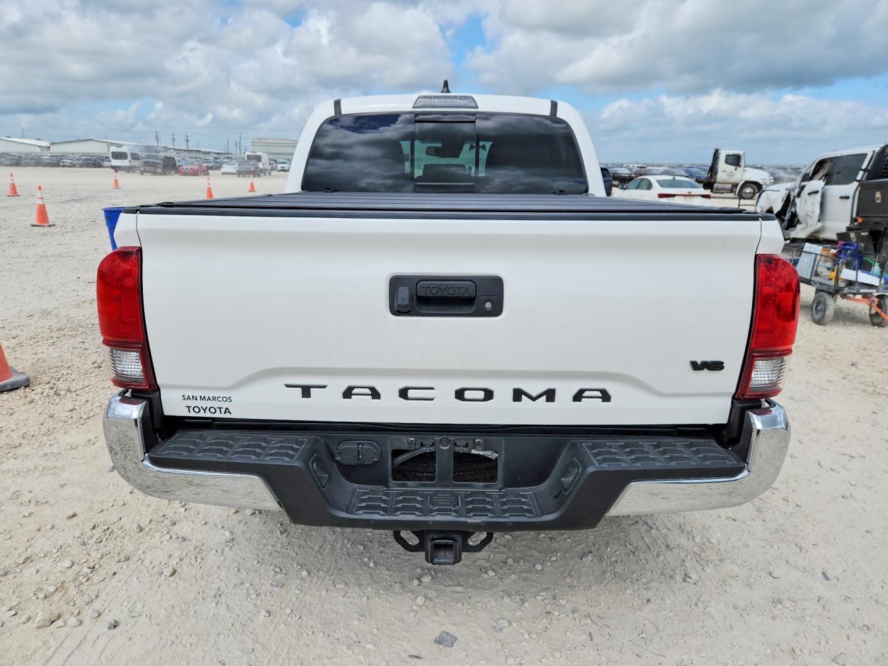 Toyota Tacoma Sr5 V6