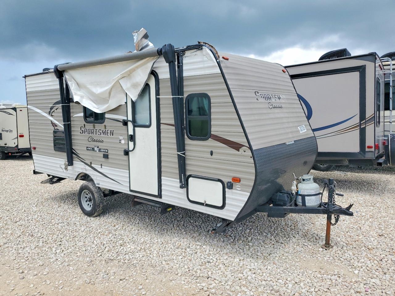 Salvage Kz-rv Sportsmen Image