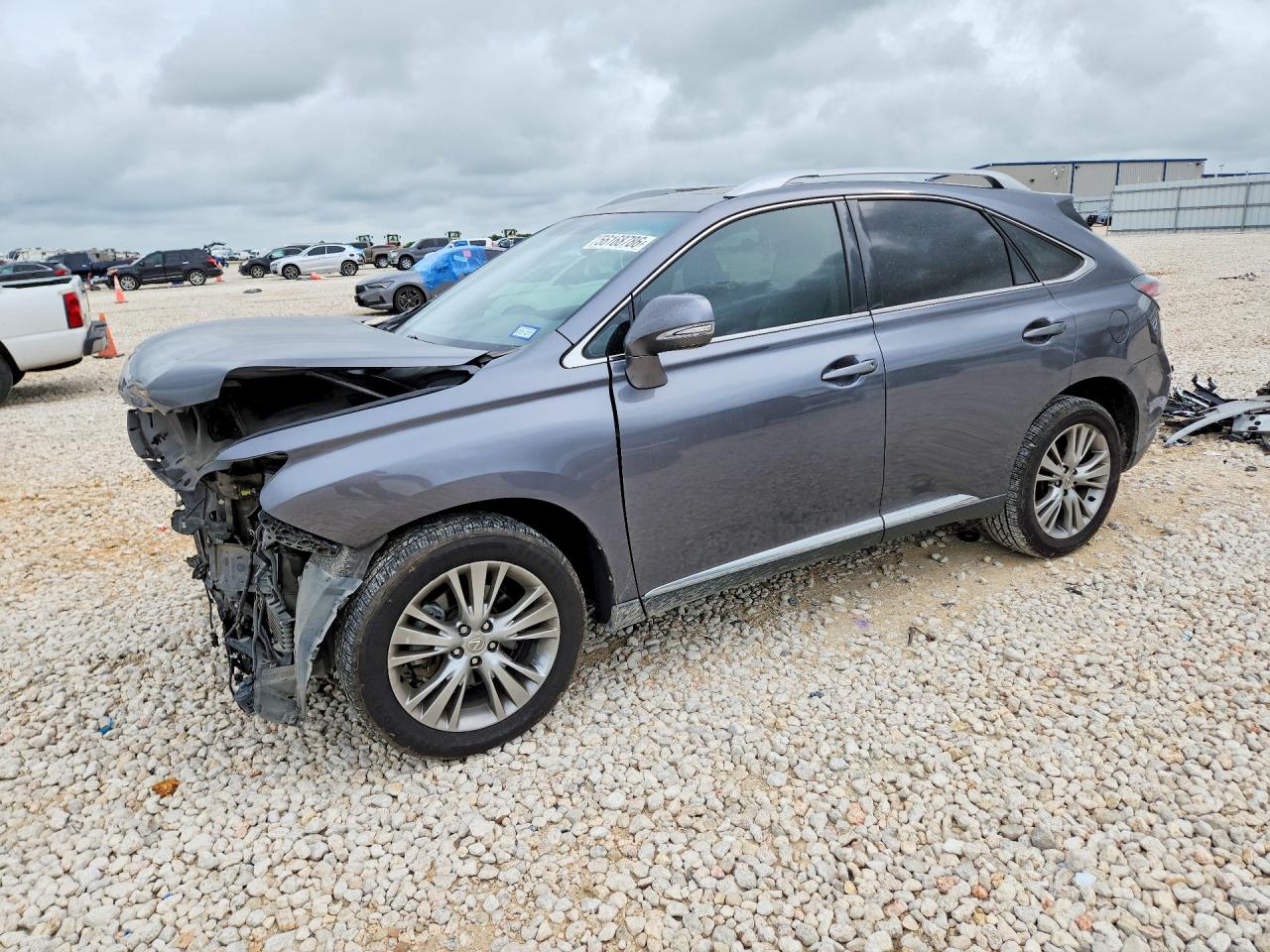 Salvage Lexus RX Image