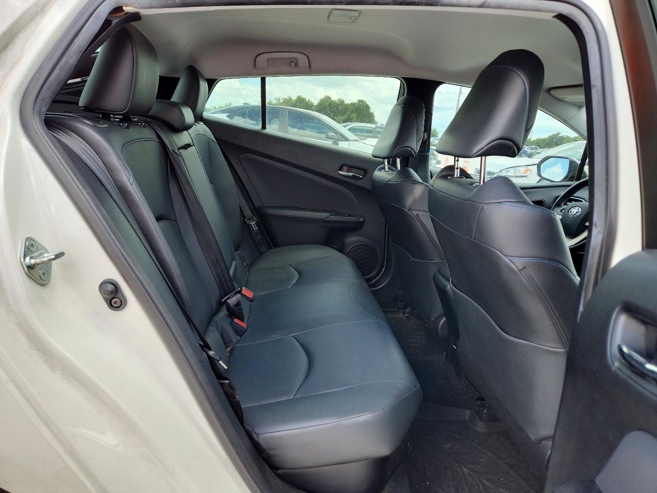 Toyota Prius Four Touring