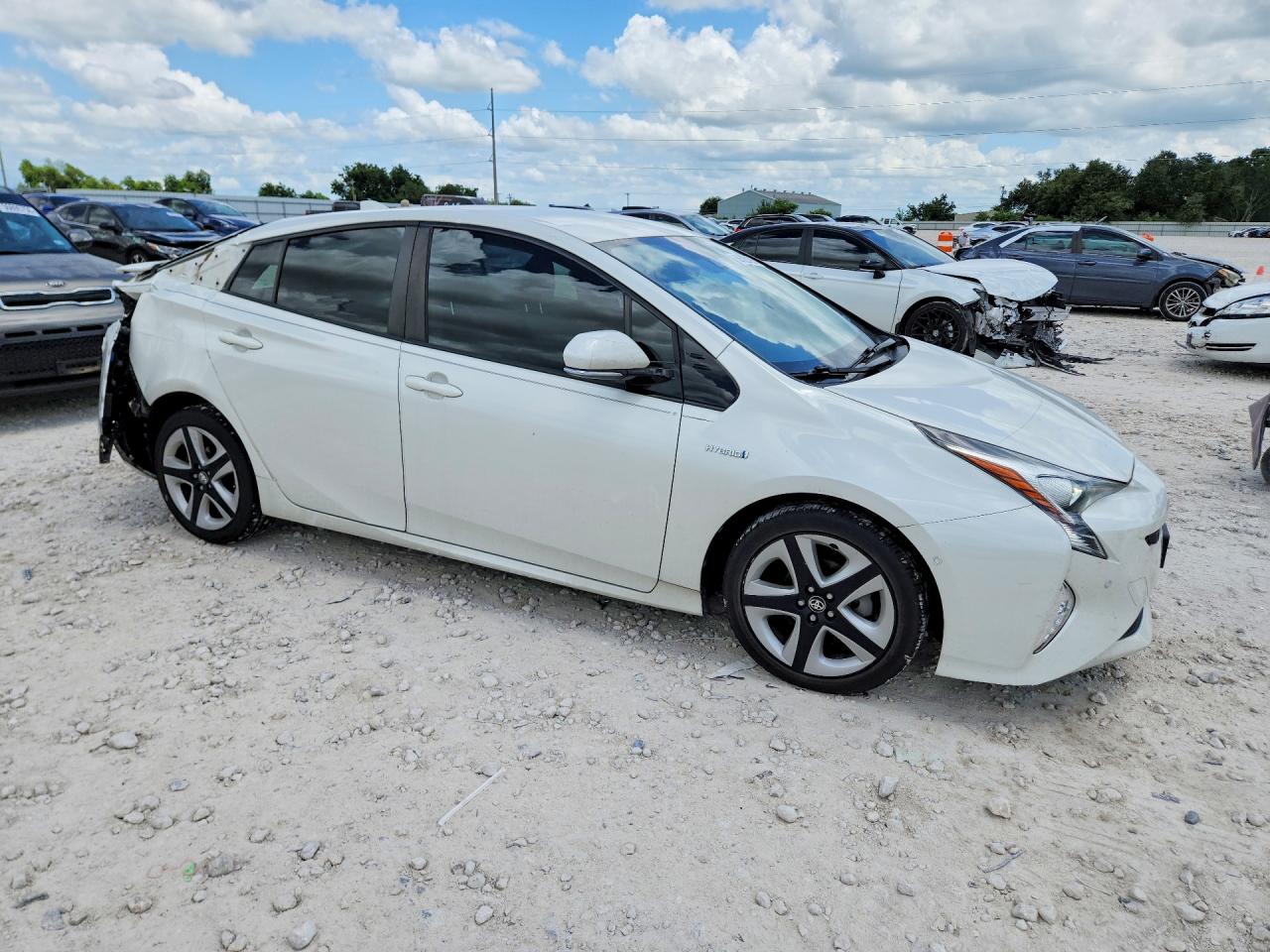 Toyota Prius Four Touring