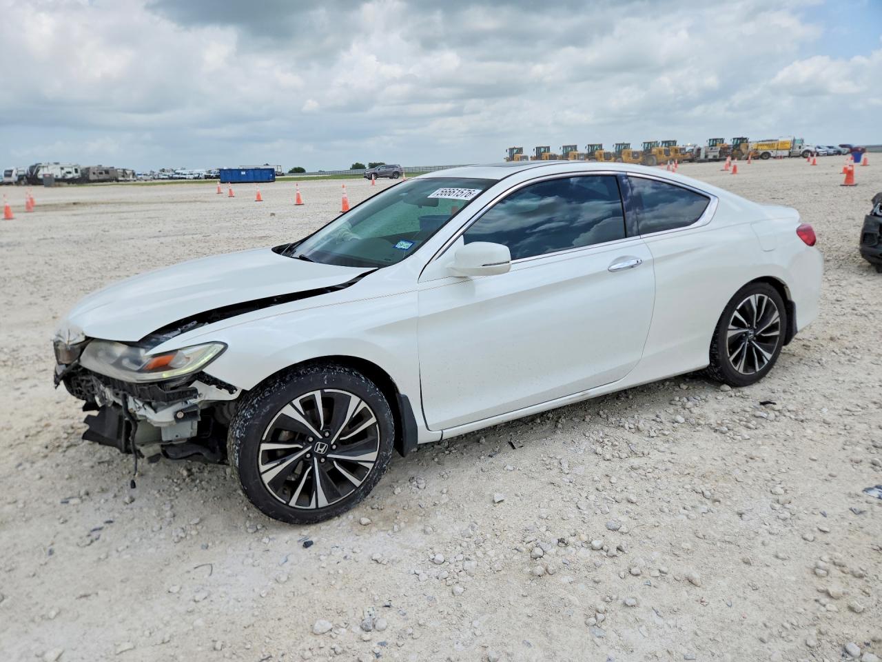 Salvage Honda Accord Image