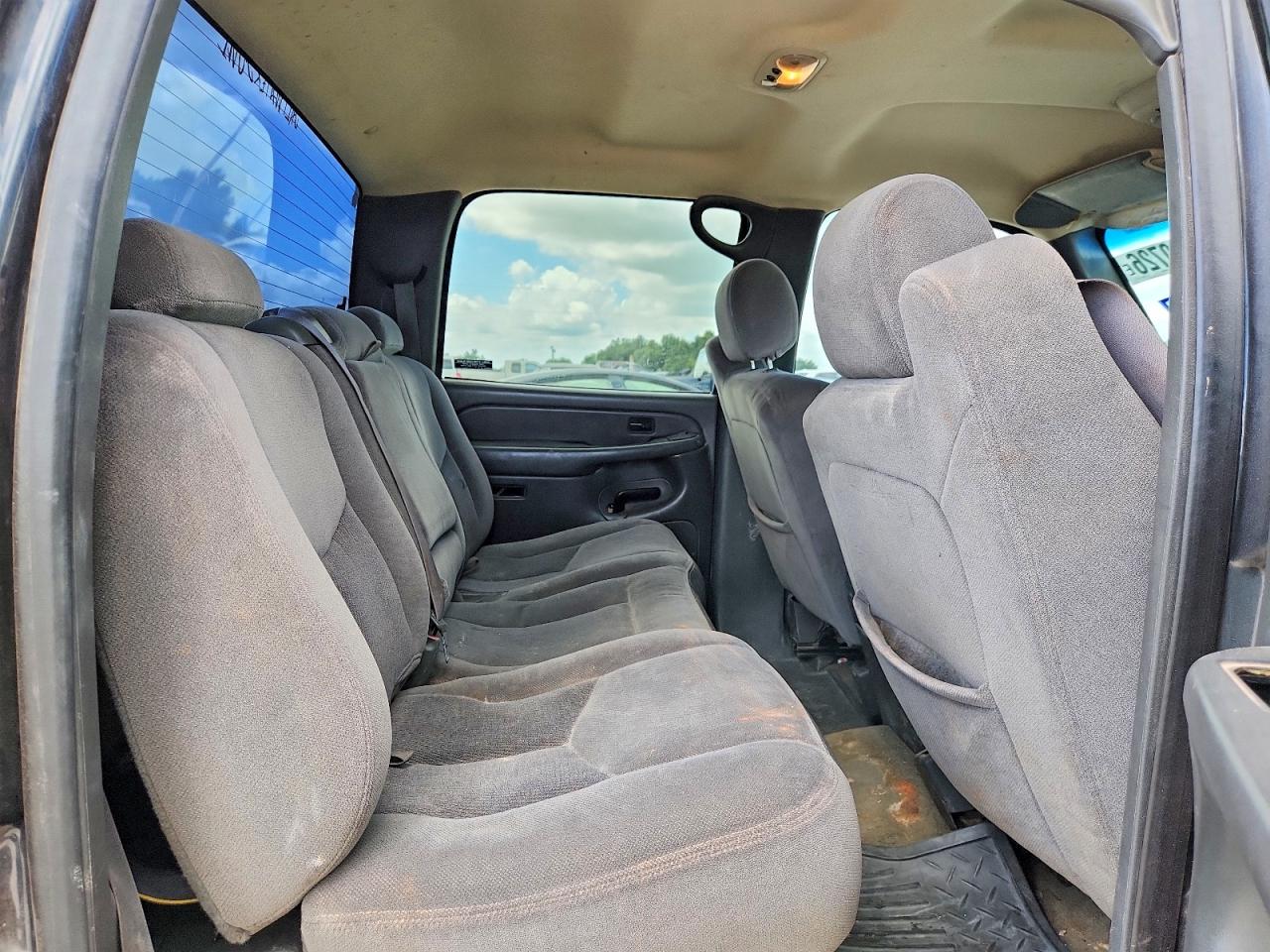 GMC Sierra C2500 Crew Cab