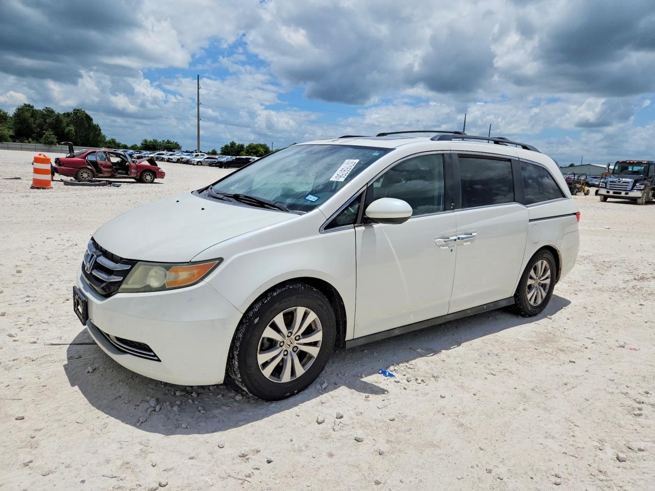 Salvage Honda Odyssey Image