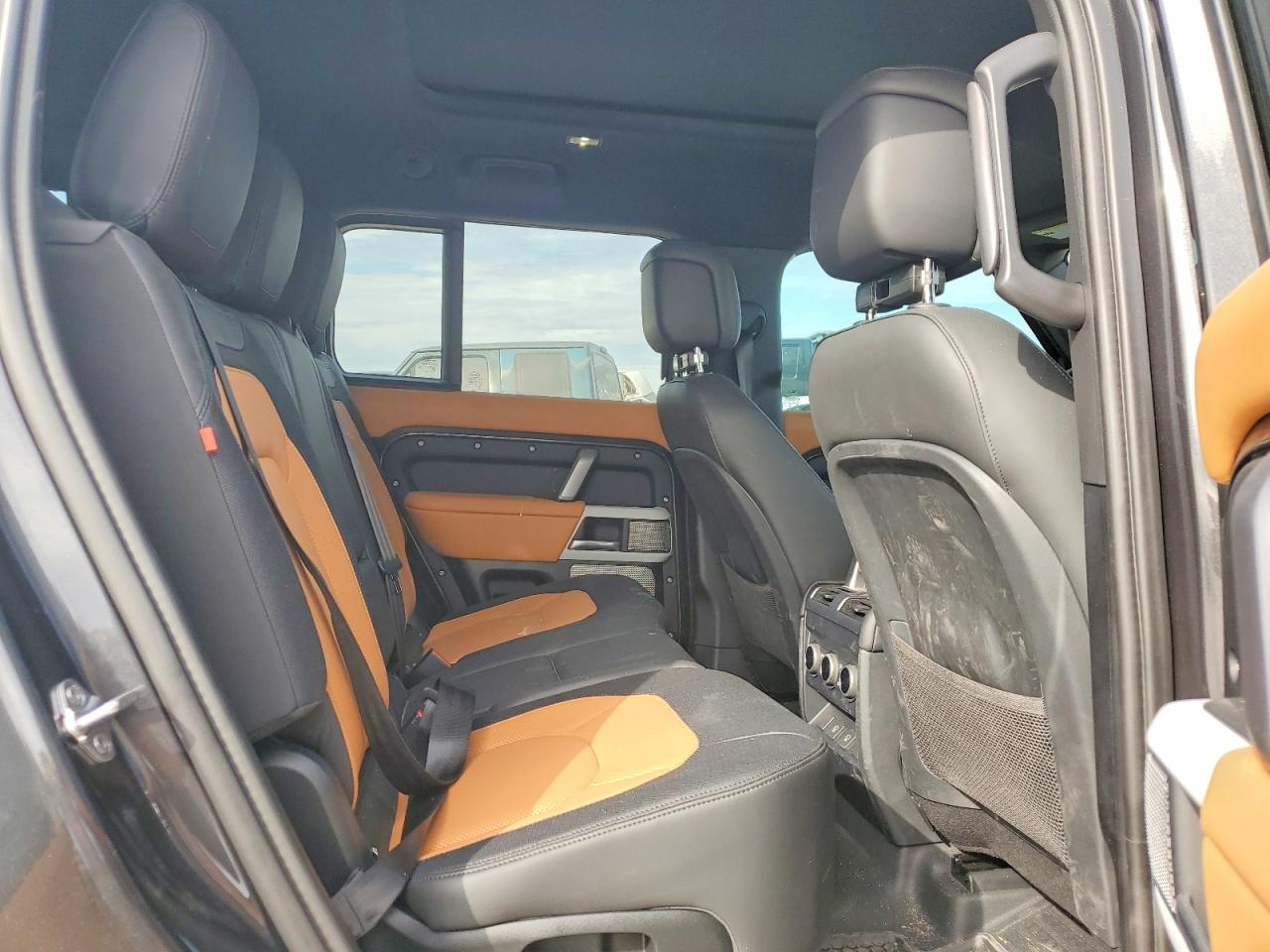 Land Rover Defender 130 X-dynamic Se