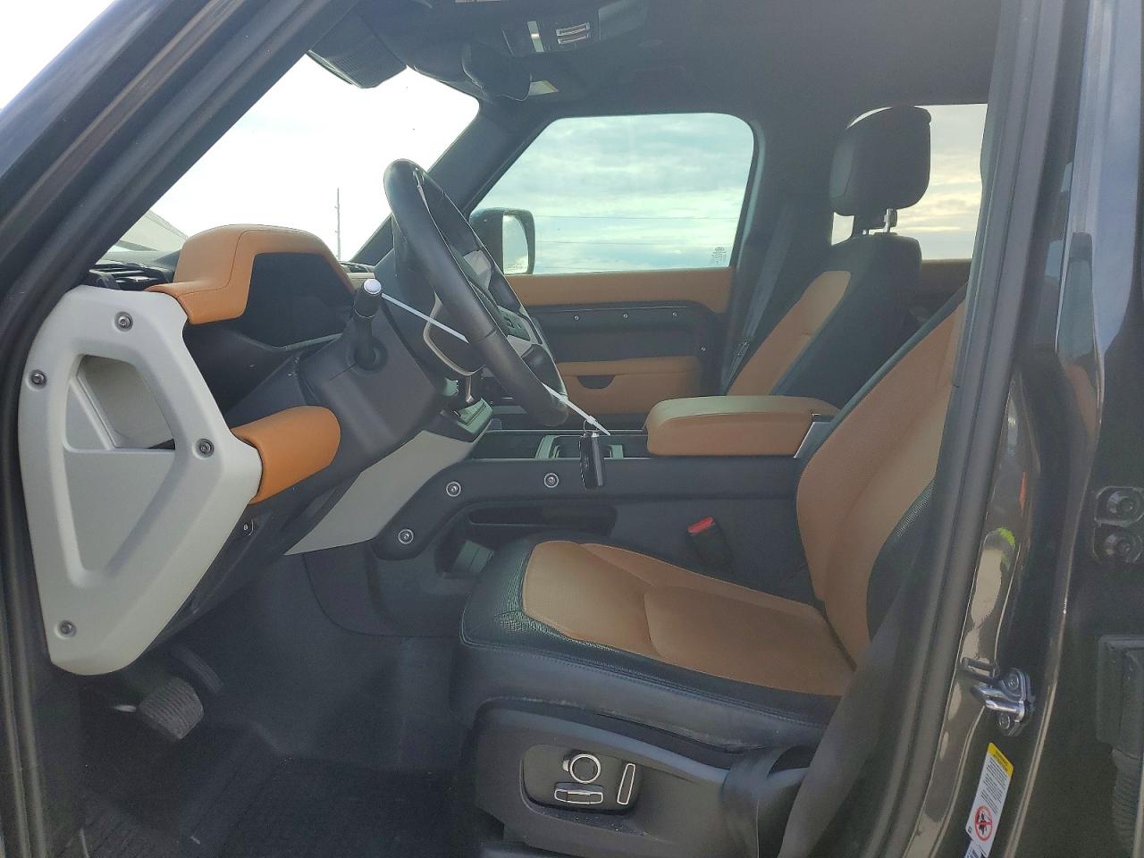 Land Rover Defender 130 X-dynamic Se