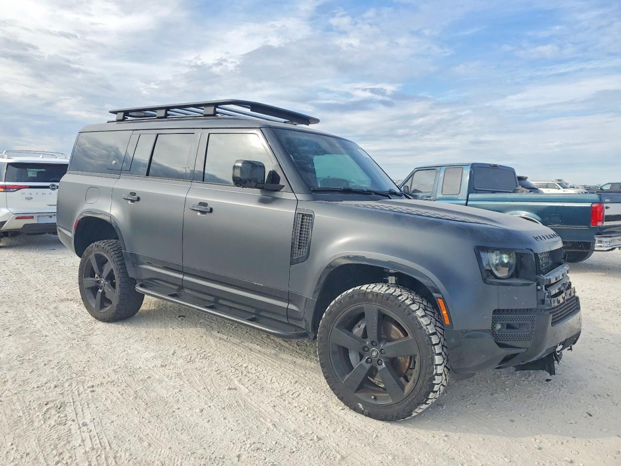Land Rover Defender 130 X-dynamic Se