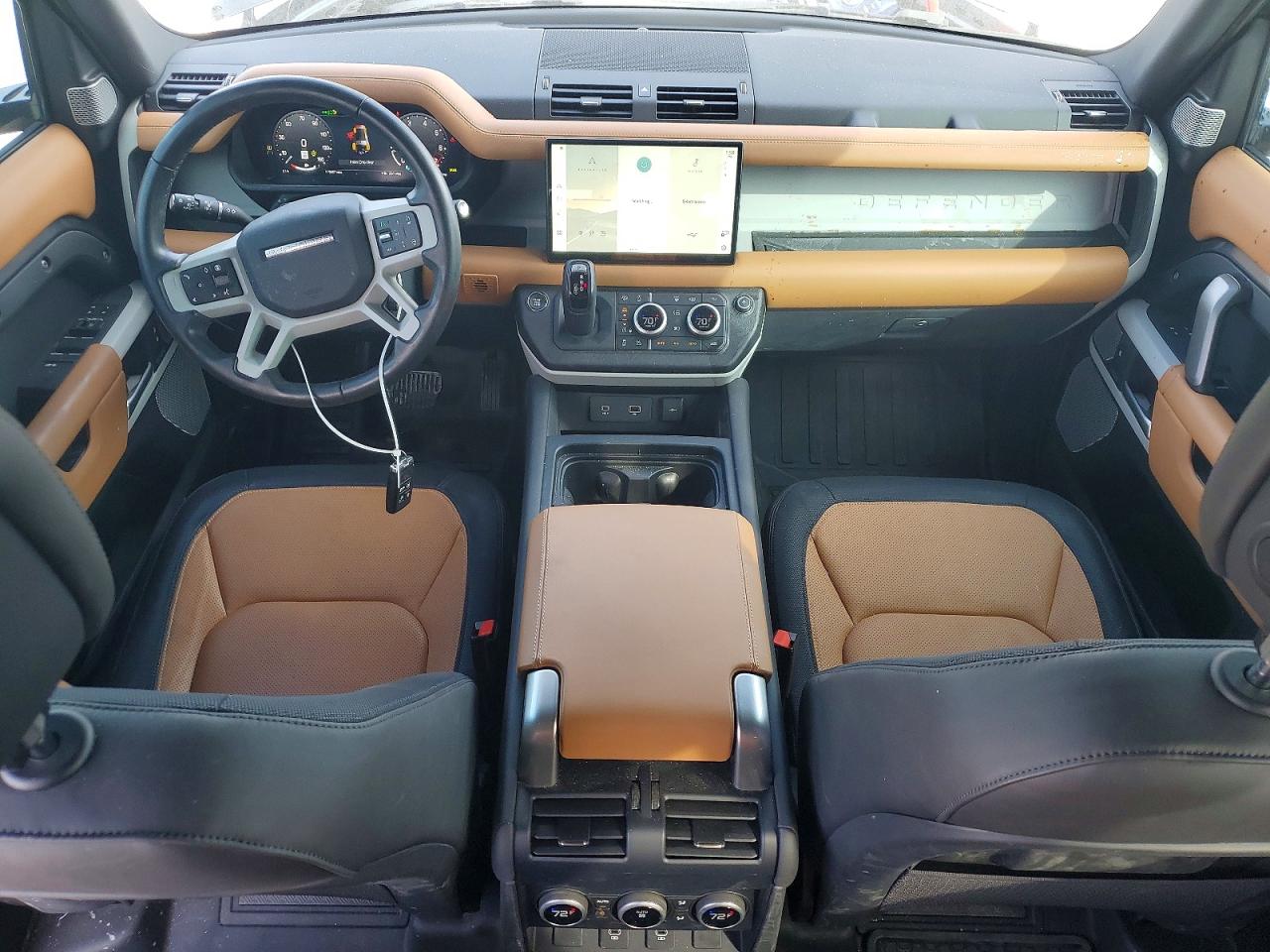 Land Rover Defender 130 X-dynamic Se