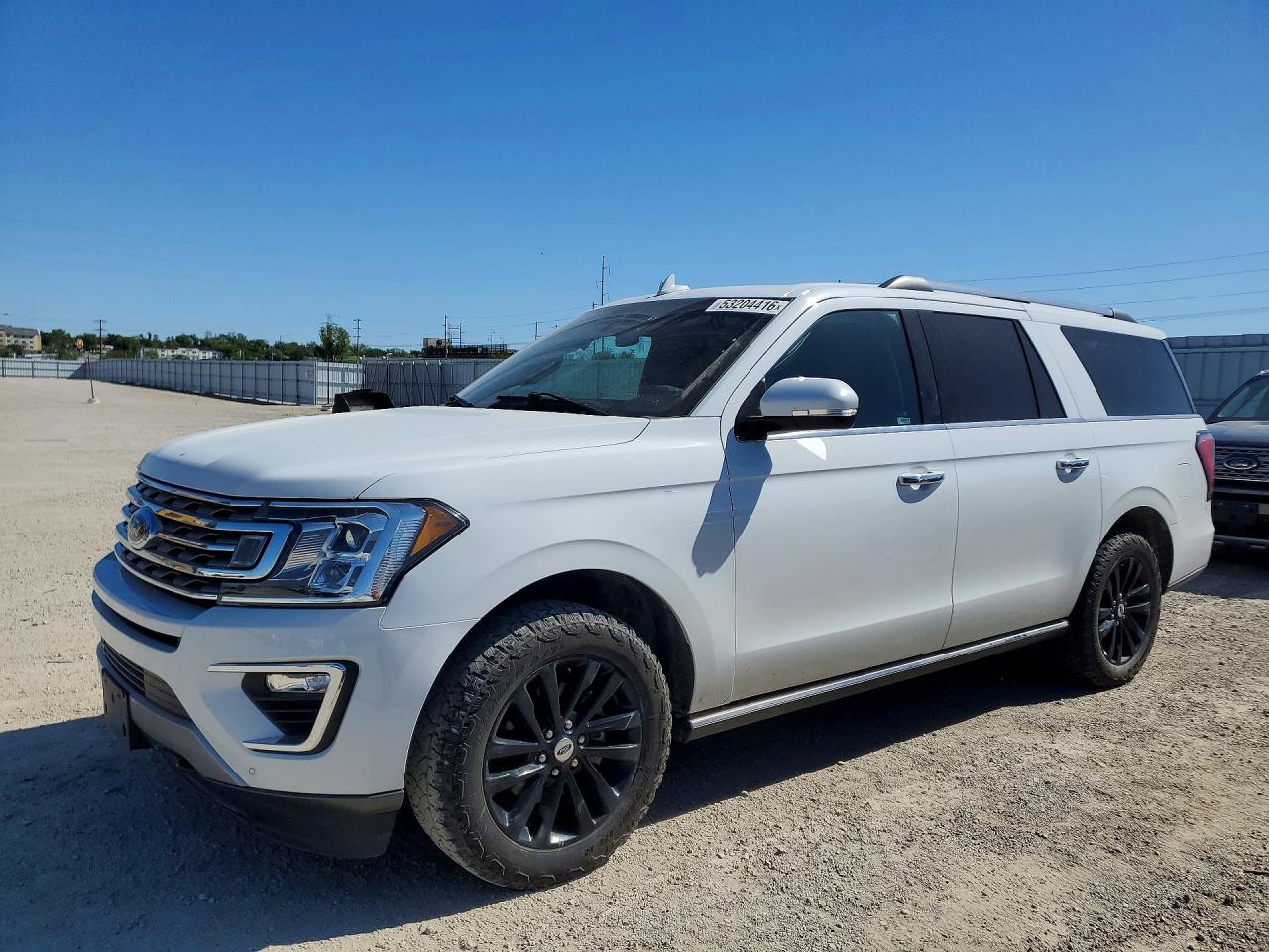 Salvage Ford Expedition Image