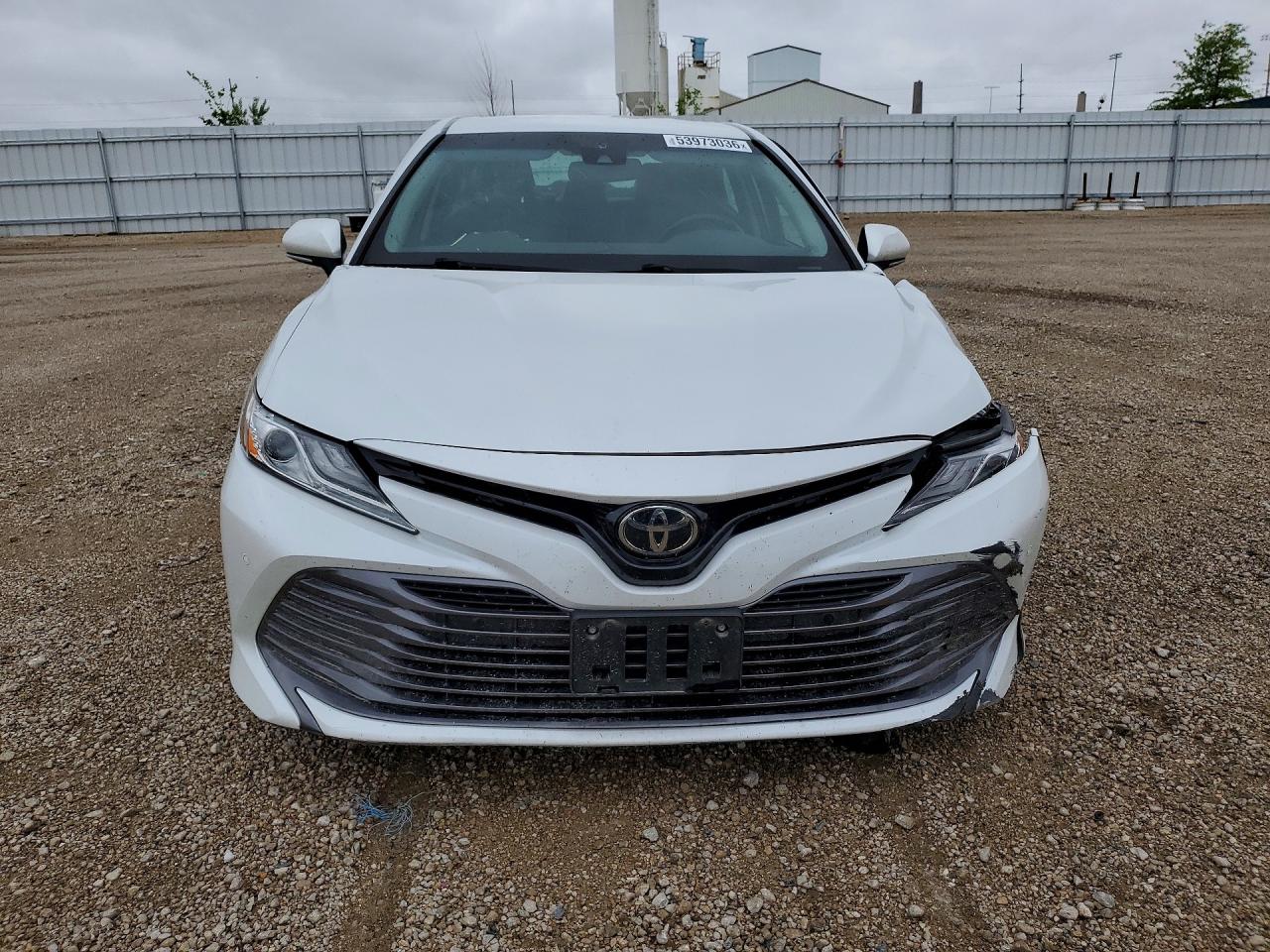 Toyota Camry Xle