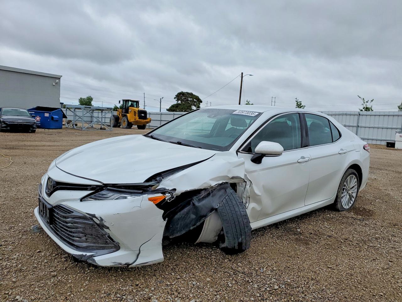 Salvage Toyota Camry Image