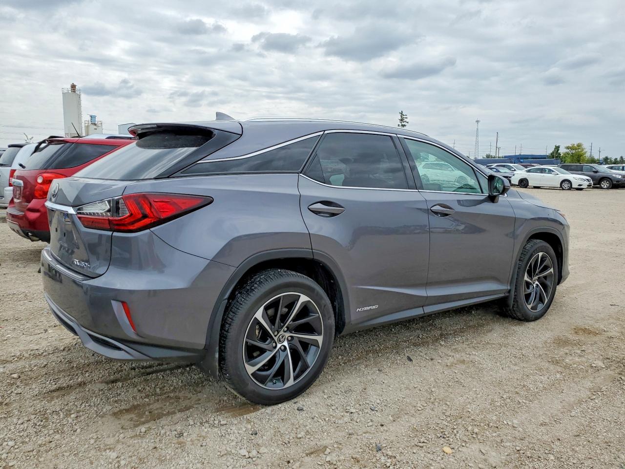 Lexus RX Base